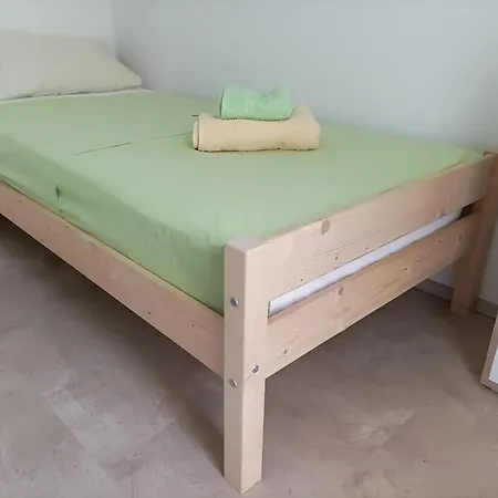 Spacious 2-bedroom With Terrace Sea View Žaborić