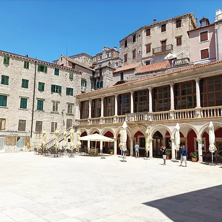 公寓 Spacious 2-bedroom With Terrace Sea View