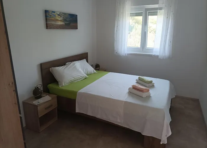 Spacious 2-bedroom With Terrace Sea View * 扎博里克