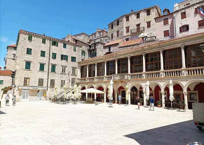 公寓 Spacious 2-bedroom With Terrace Sea View